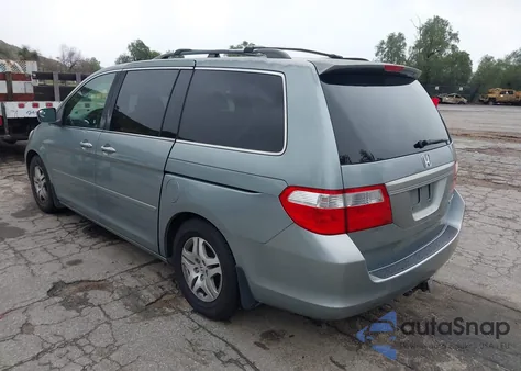 2005 Honda Odyssey Ex-L z USA, uszkodzony, nr VIN 5FNRL38765B035197